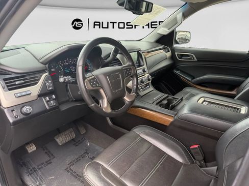 Used 2019 GMC Yukon XL Denali RWD image 16