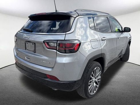 Used 2022 Jeep Compass Limited w/ Elite Group AWD/4WD image 13