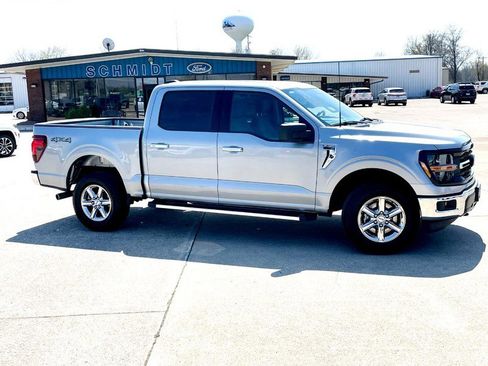 Used 2025 Ford F150 XLT w/ Equipment Group 301A Standard AWD/4WD image 3