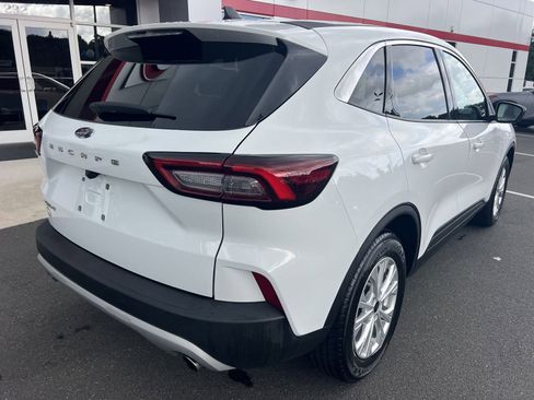 Used 2023 Ford Escape Active image 8