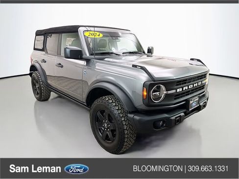 Used 2024 Ford Bronco Black Diamond image 1