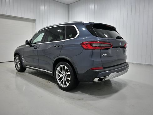 Used 2019 BMW X5 xDrive40i w/ Convenience Package AWD/4WD image 32