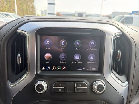Used 2019 GMC Sierra 1500 SLT w/ SLT Premium Plus Package AWD/4WD image 23