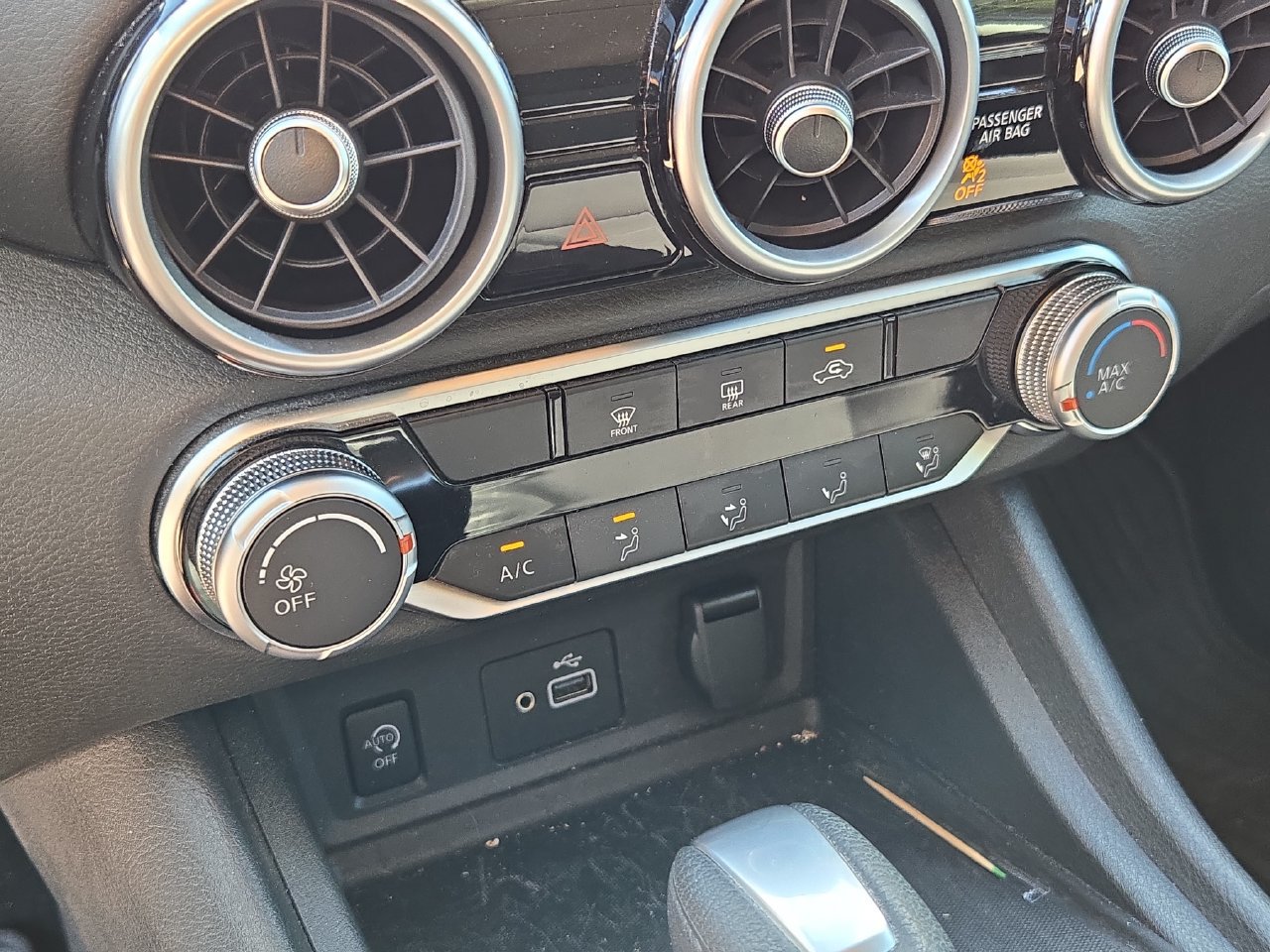 Used 2025 Nissan Sentra S FWD image 15