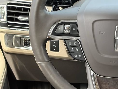 Used 2023 Lincoln Navigator Reserve AWD/4WD image 20