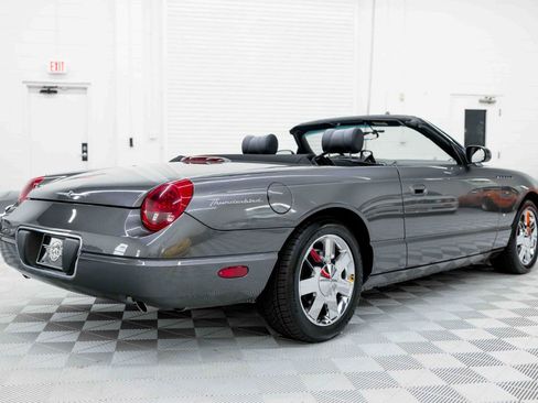 Used 2003 Ford Thunderbird RWD image 7