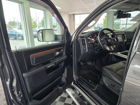 Used 2018 RAM 1500 Laramie w/ Convenience Group image 19