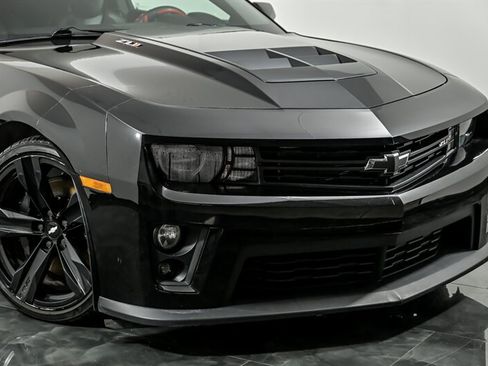 Used 2013 Chevrolet Camaro ZL1 RWD image 2