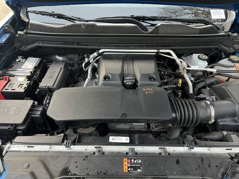 Certified 2024 Chevrolet Colorado Z71 w/ Z71 Convenience Package 2 image 33