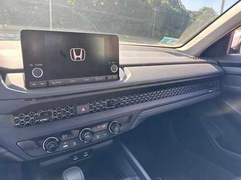 Used 2024 Honda Accord LX image 8