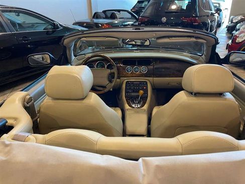 Used 2006 Jaguar XK8 Convertible RWD image 13