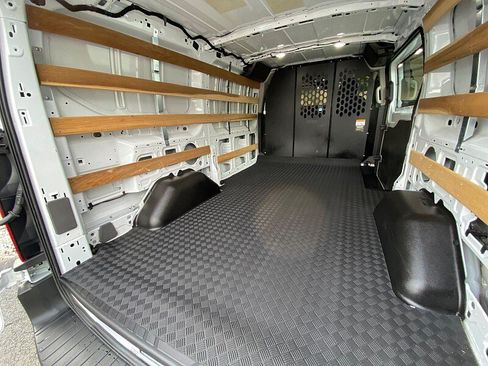 Used 2025 Ford Transit 250 Low Roof w/ Exterior Upgrade Package RWD image 31
