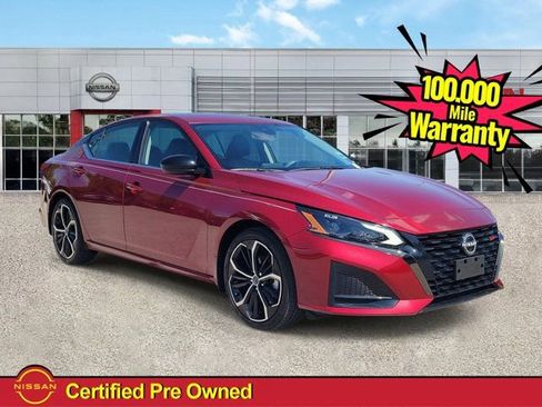 Certified 2023 Nissan Altima 2.5 SR FWD image 1