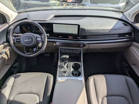 New 2026 Kia Carnival LXS FWD image 14