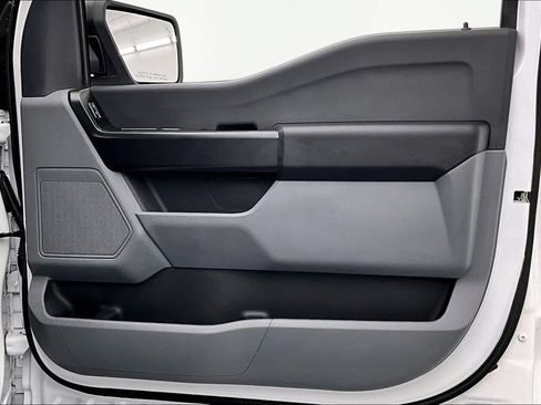 Used 2025 Ford F150 XL RWD image 23