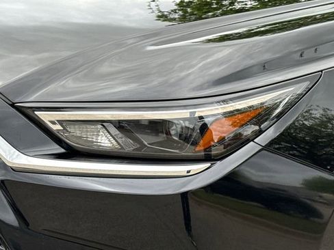 Used 2025 Toyota Grand Highlander AWD image 4