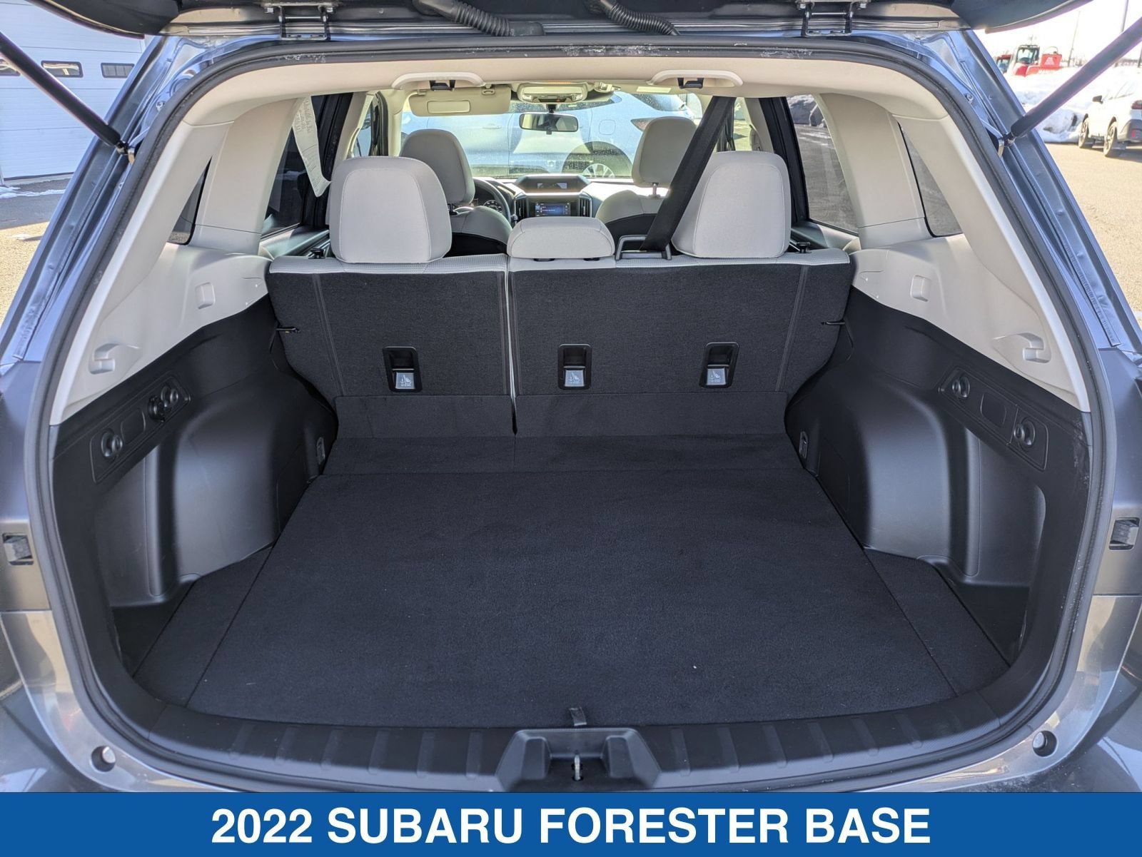 Used 2022 Subaru Forester AWD/4WD image 32