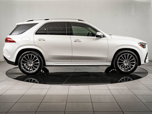 Used 2024 Mercedes-Benz GLE 350 4MATIC image 11