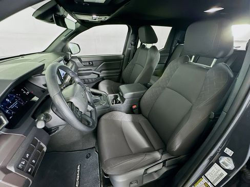 Used 2025 Toyota Tacoma SR5 image 13