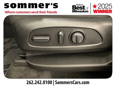 Used 2019 Chevrolet Traverse LT w/ LPO, Black Accent Package image 10