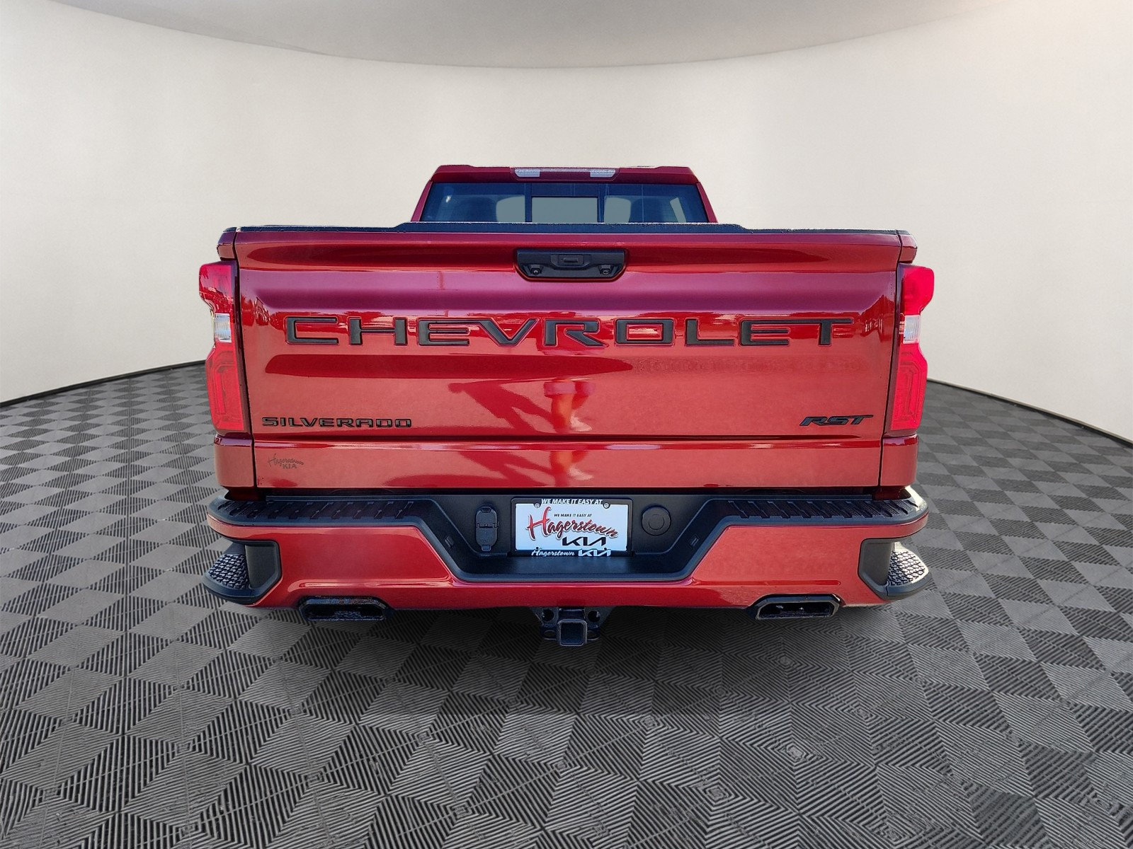 Used 2024 Chevrolet Silverado 1500 RST w/ Convenience Package II AWD/4WD image 5