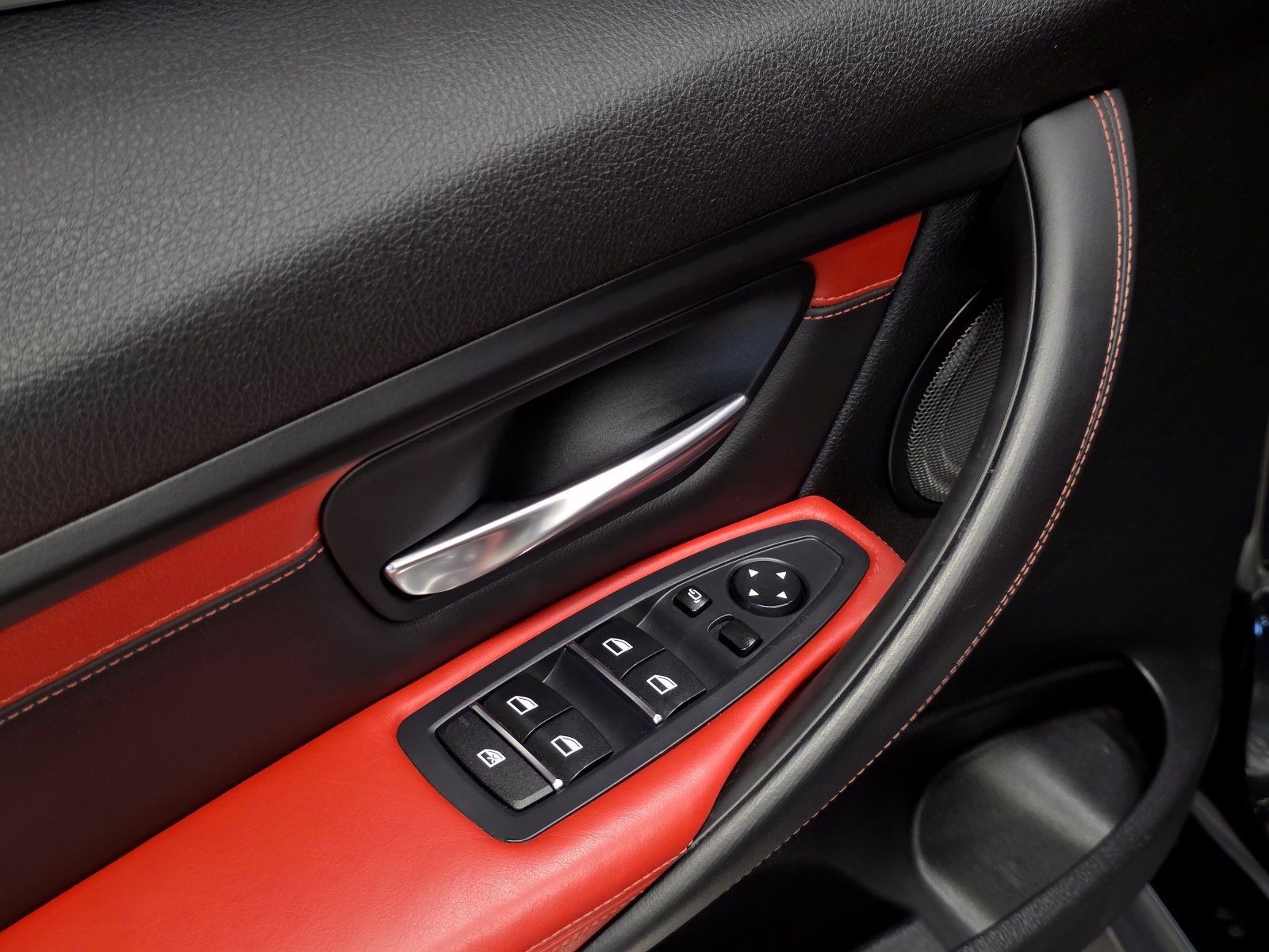 Used 2017 BMW M3 RWD image 17