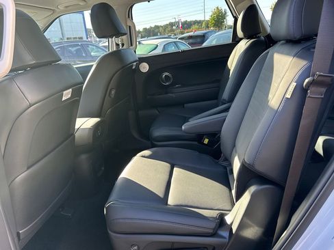 New 2026 Hyundai Palisade Limited image 11