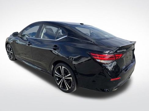 Used 2022 Nissan Sentra SR w/ Electronics Package image 3