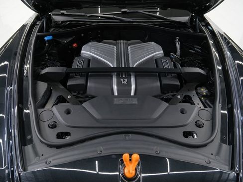 Used 2025 Rolls-Royce Phantom Sedan image 85