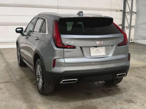 Certified 2025 Cadillac XT4 Premium Luxury image 7