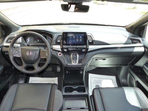 Used 2024 Honda Odyssey Sport image 23