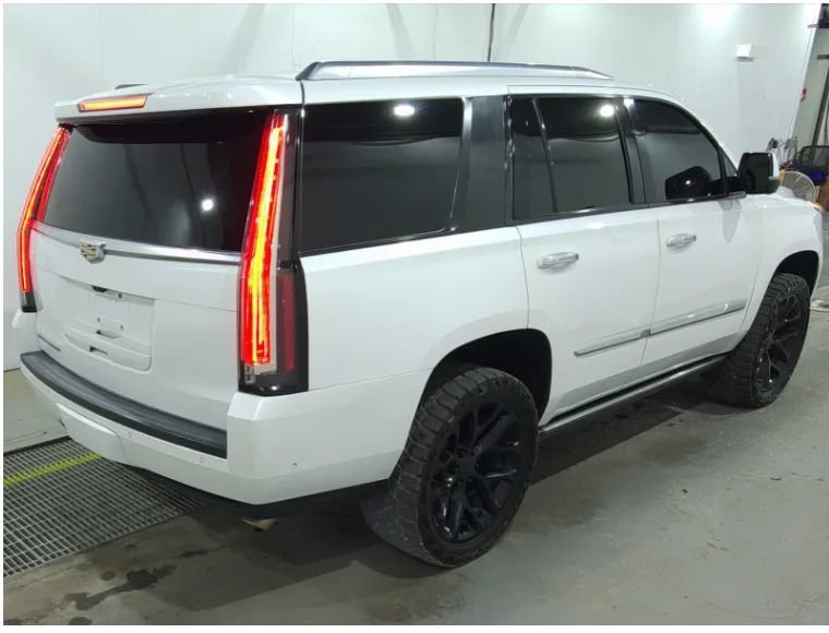 Used 2017 Cadillac Escalade Platinum AWD/4WD image 2