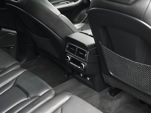 Used 2019 Audi Q7 3.0T Premium Plus w/ Premium Plus Package AWD/4WD image 20