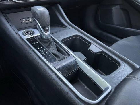 Used 2023 Nissan Sentra SV image 20