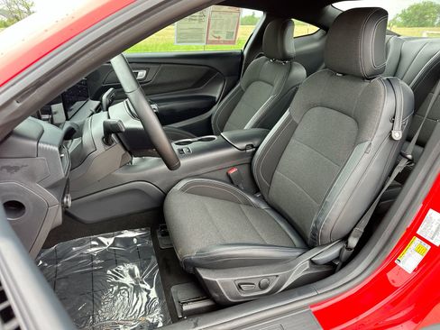 Used 2024 Ford Mustang Coupe image 15