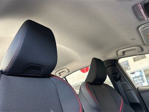 Used 2025 Toyota Prius Plug-In Hybrid image 14