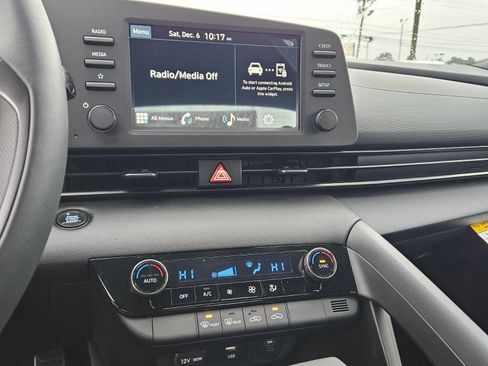 New 2026 Hyundai Elantra Sport FWD image 18
