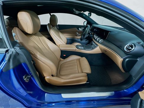 Used 2023 Mercedes-Benz E 450 Coupe image 31