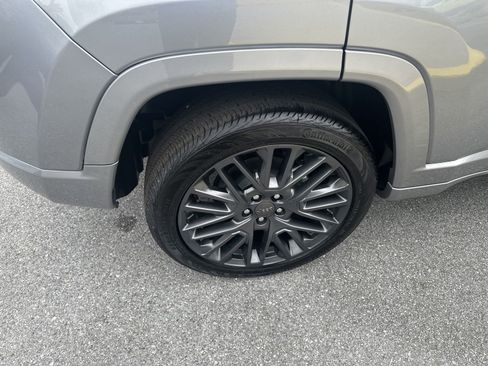 Used 2023 Jeep Compass Limited image 21