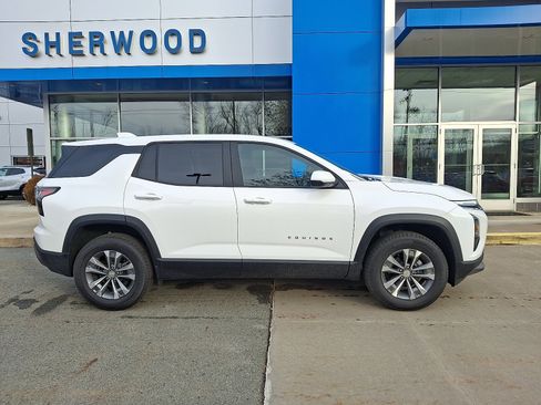 New 2026 Chevrolet Equinox LT w/ Convenience Package II image 7