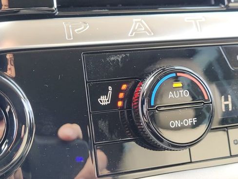 New 2026 Nissan Pathfinder SL AWD/4WD image 16