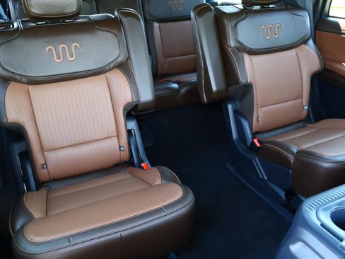 Used 2025 Ford Expedition King Ranch AWD/4WD image 22