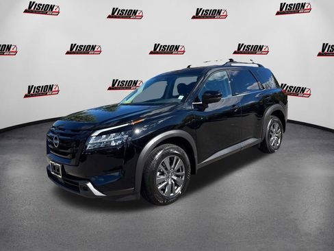 New 2025 Nissan Pathfinder SV w/ Black Appearance Package image 1