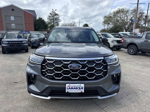 New 2026 Ford Explorer Platinum w/ LUX Leather Package AWD/4WD image 2