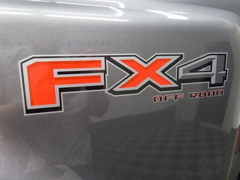 Used 2024 Ford F450 Lariat w/ Chrome Package image 62