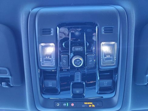 New 2026 Chevrolet Tahoe Premier image 17