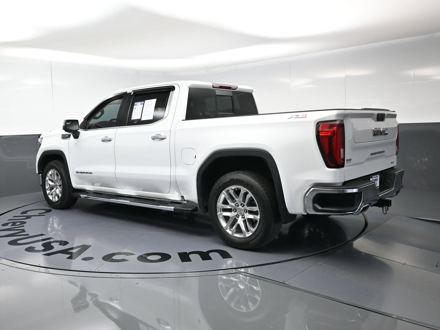 Used 2020 GMC Sierra 1500 SLT w/ SLT Premium Package AWD/4WD image 7