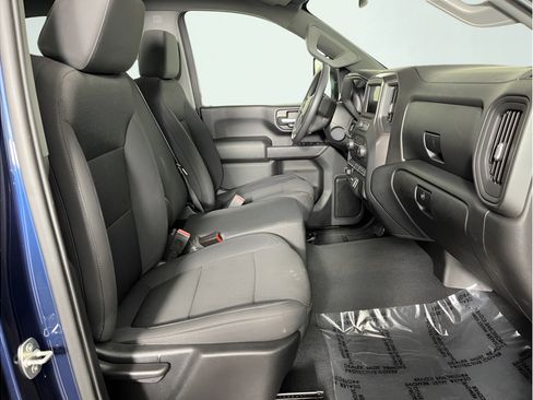 Used 2021 Chevrolet Silverado 2500 Custom w/ Custom Value Package AWD/4WD image 16