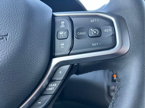 Certified 2025 RAM 1500 Big Horn AWD/4WD image 15