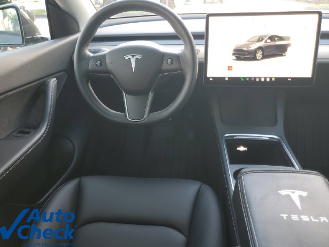 Used 2022 Tesla Model Y Long Range AWD/4WD image 15